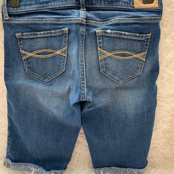 Abercrombie kids Blue Jean shorts - Picture 2 of 3